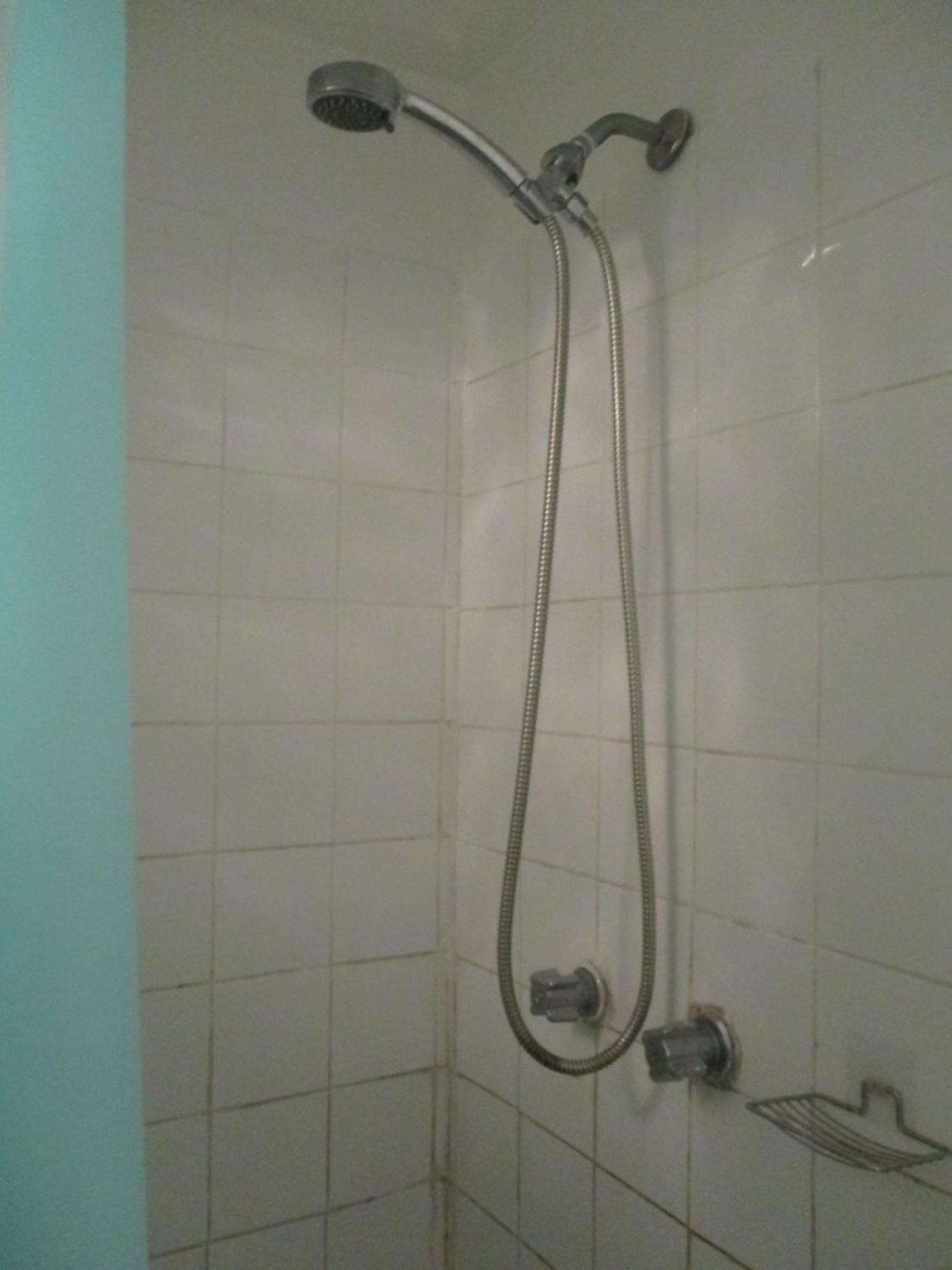 High Park Single Room With Personal Washroom And Kitchen Toronto Exteriér fotografie